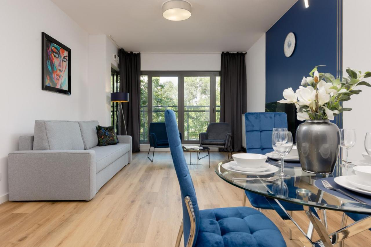 Apartment Avenue Solidarnosci On Wola By Noclegi Renters ワルシャワ エクステリア 写真