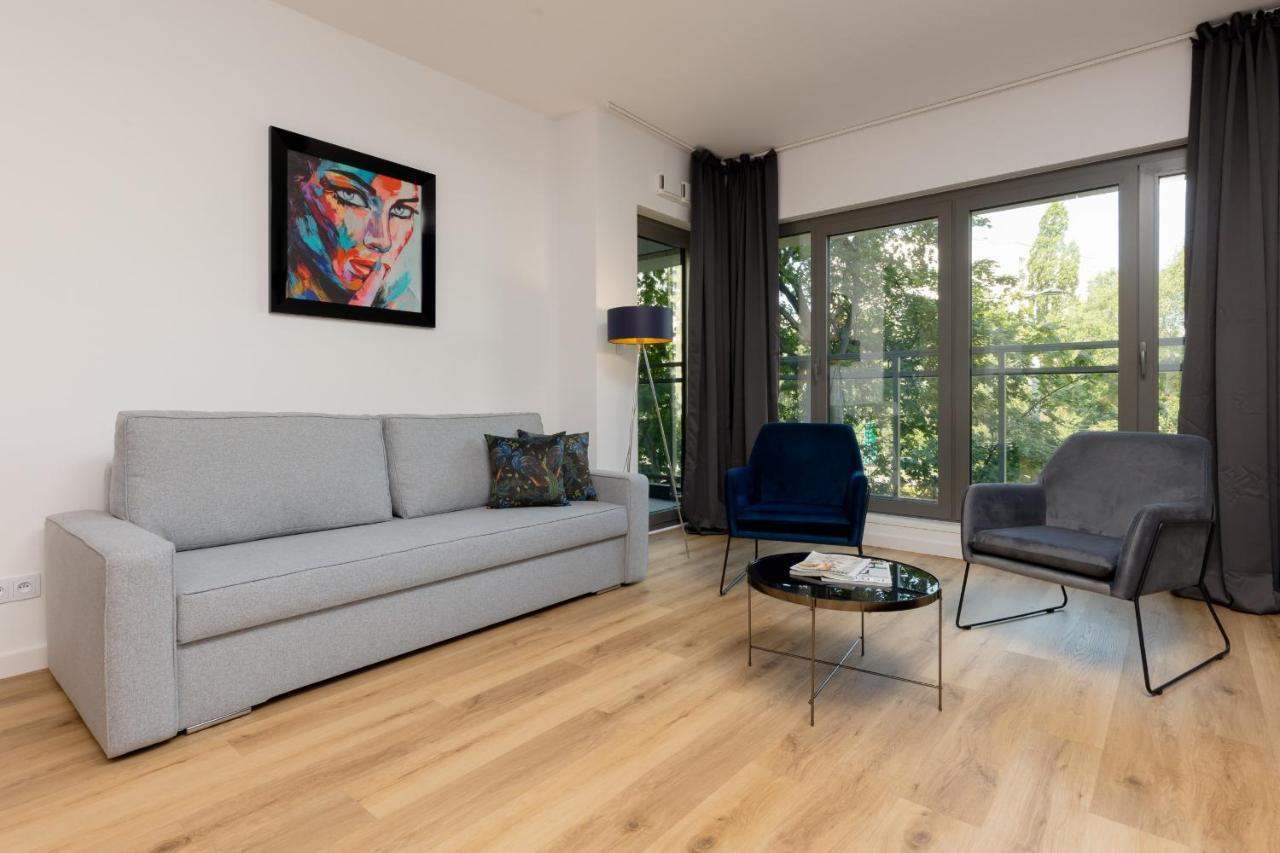 Apartment Avenue Solidarnosci On Wola By Noclegi Renters ワルシャワ エクステリア 写真