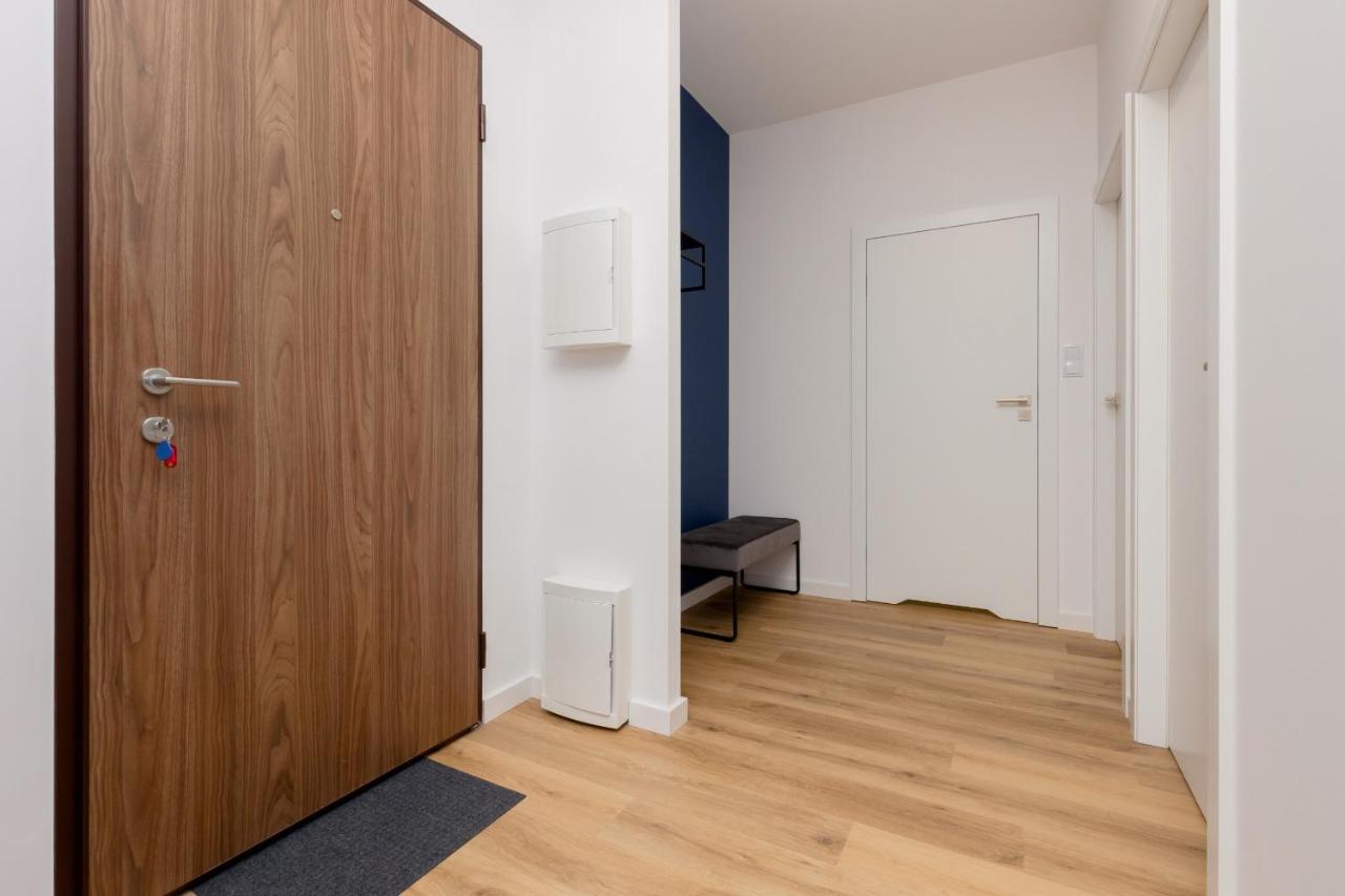 Apartment Avenue Solidarnosci On Wola By Noclegi Renters ワルシャワ エクステリア 写真